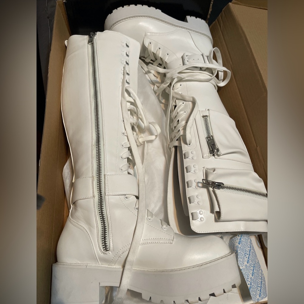 OBSIDIAN POCKET COMBAT BOOTS